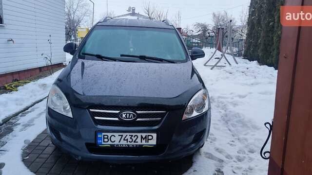 Серый Киа Сид, объемом двигателя 0 л и пробегом 238 тыс. км за 4500 $, фото 1 на Automoto.ua