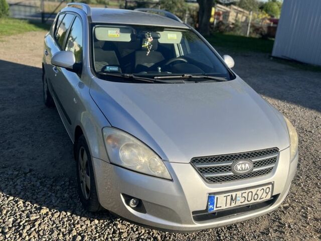 Серый Киа Сид, объемом двигателя 0 л и пробегом 430 тыс. км за 1500 $, фото 1 на Automoto.ua