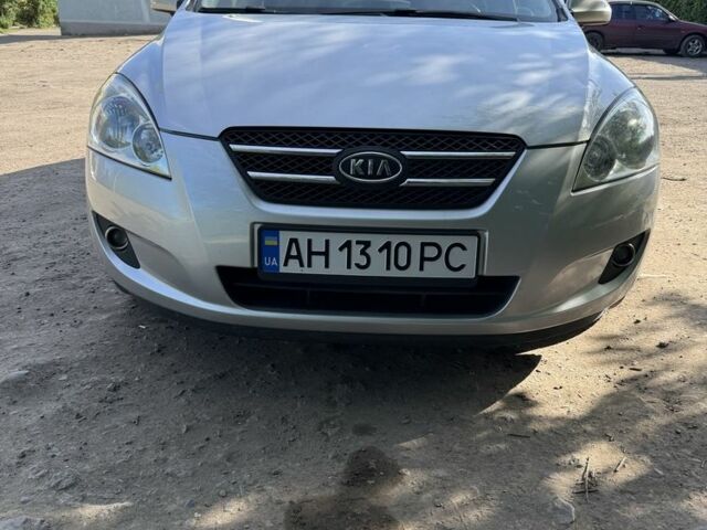 Серый Киа Сид, объемом двигателя 1.4 л и пробегом 220 тыс. км за 5500 $, фото 1 на Automoto.ua