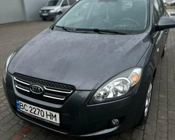 Серый Киа Сид, объемом двигателя 1.6 л и пробегом 213 тыс. км за 7000 $, фото 1 на Automoto.ua