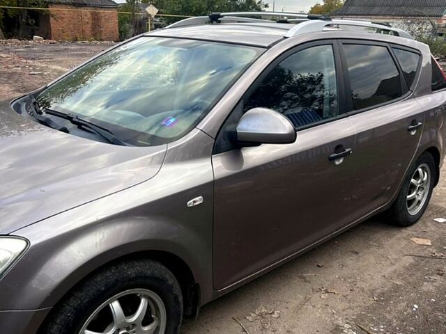 Сірий Кіа Сід, об'ємом двигуна 1.6 л та пробігом 26000 тис. км за 5100 $, фото 1 на Automoto.ua