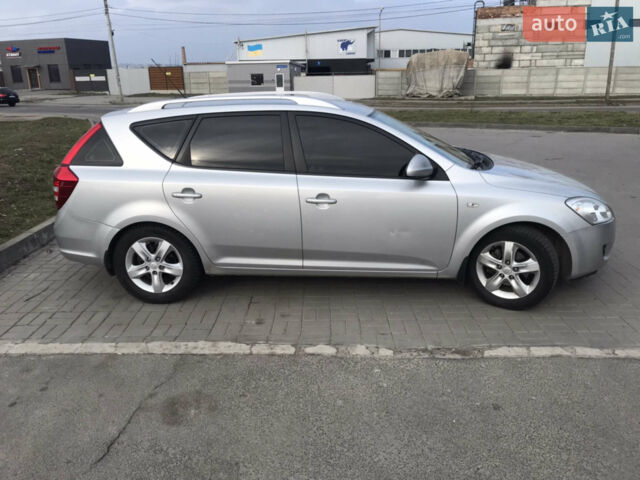 Серый Киа Сид, объемом двигателя 1.59 л и пробегом 143 тыс. км за 5300 $, фото 1 на Automoto.ua