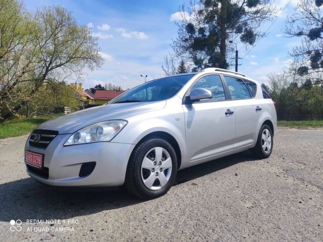 Серый Киа Сид, объемом двигателя 1.6 л и пробегом 196 тыс. км за 5300 $, фото 1 на Automoto.ua