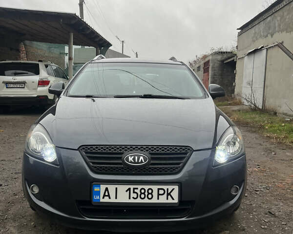 Серый Киа Сид, объемом двигателя 1.6 л и пробегом 264 тыс. км за 5800 $, фото 1 на Automoto.ua
