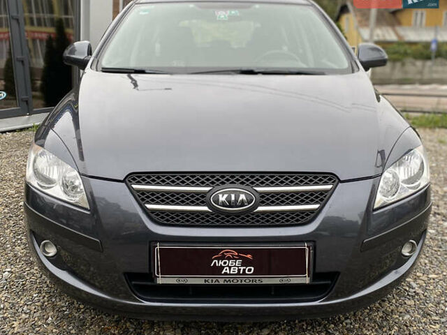 Серый Киа Сид, объемом двигателя 1.6 л и пробегом 163 тыс. км за 7800 $, фото 1 на Automoto.ua