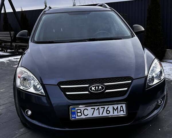 Серый Киа Сид, объемом двигателя 1.6 л и пробегом 242 тыс. км за 5000 $, фото 1 на Automoto.ua
