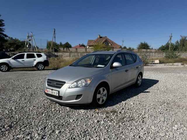 Серый Киа Сид, объемом двигателя 0 л и пробегом 191 тыс. км за 5917 $, фото 1 на Automoto.ua