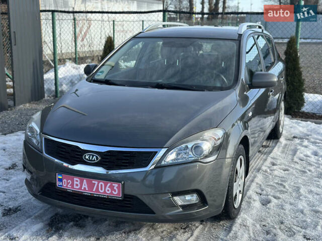 Серый Киа Сид, объемом двигателя 1.4 л и пробегом 118 тыс. км за 6300 $, фото 1 на Automoto.ua