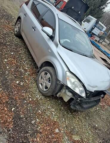 Сірий Кіа Сід, об'ємом двигуна 1.4 л та пробігом 220 тис. км за 1600 $, фото 1 на Automoto.ua