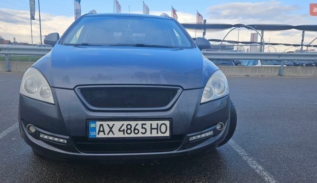 Сірий Кіа Сід, об'ємом двигуна 1.6 л та пробігом 397 тис. км за 3800 $, фото 1 на Automoto.ua