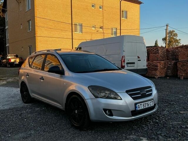 Серый Киа Сид, объемом двигателя 2 л и пробегом 370 тыс. км за 4150 $, фото 1 на Automoto.ua