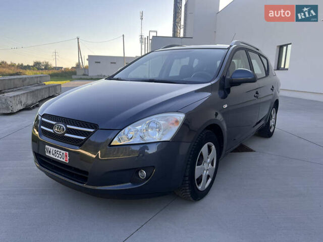 Серый Киа Сид, объемом двигателя 1.4 л и пробегом 160 тыс. км за 5550 $, фото 1 на Automoto.ua