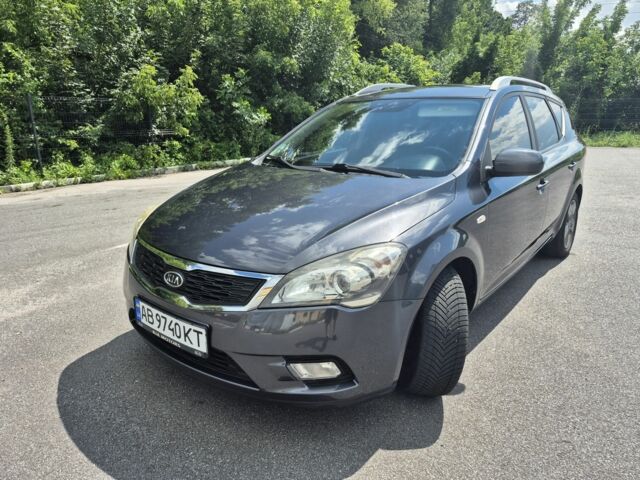 Серый Киа Сид, объемом двигателя 1.4 л и пробегом 193 тыс. км за 5500 $, фото 1 на Automoto.ua