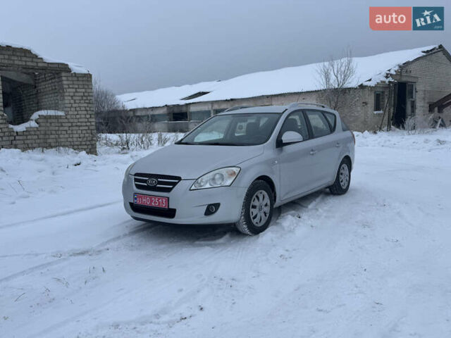 Сірий Кіа Сід, об'ємом двигуна 1.4 л та пробігом 162 тис. км за 4900 $, фото 1 на Automoto.ua