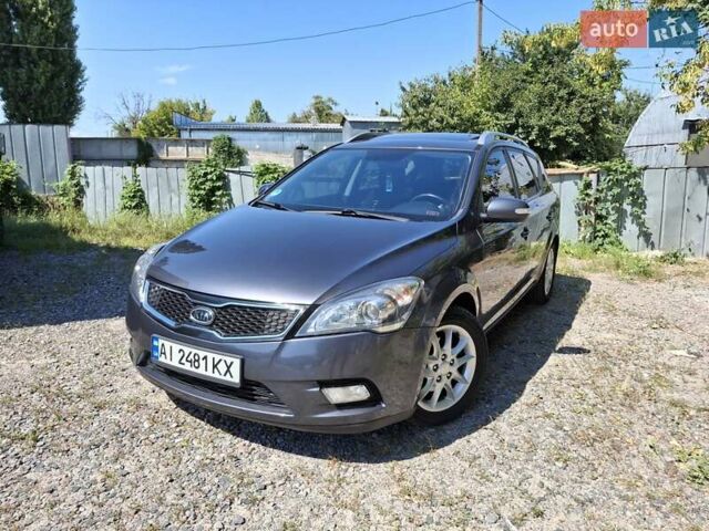 Серый Киа Сид, объемом двигателя 1.59 л и пробегом 235 тыс. км за 8250 $, фото 1 на Automoto.ua