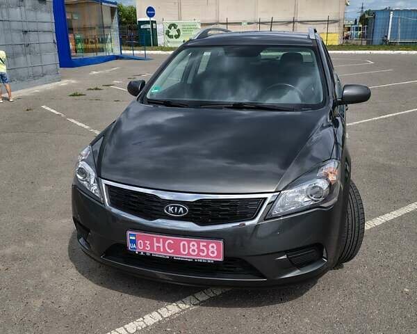 Сірий Кіа Сід, об'ємом двигуна 1.6 л та пробігом 114 тис. км за 7200 $, фото 1 на Automoto.ua