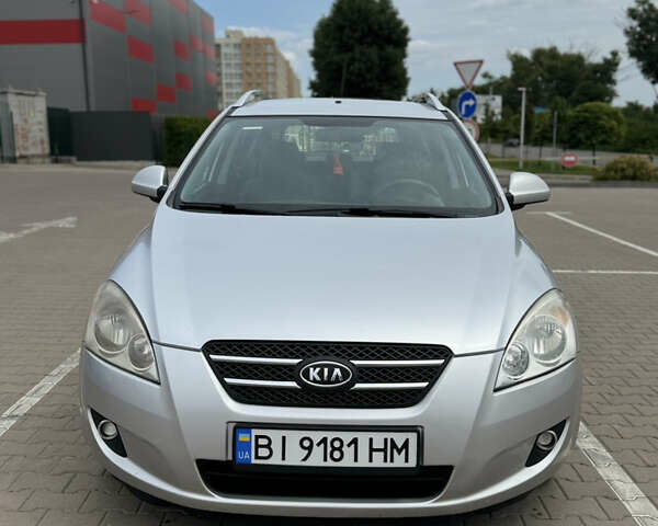 Серый Киа Сид, объемом двигателя 1.9 л и пробегом 177 тыс. км за 7000 $, фото 1 на Automoto.ua