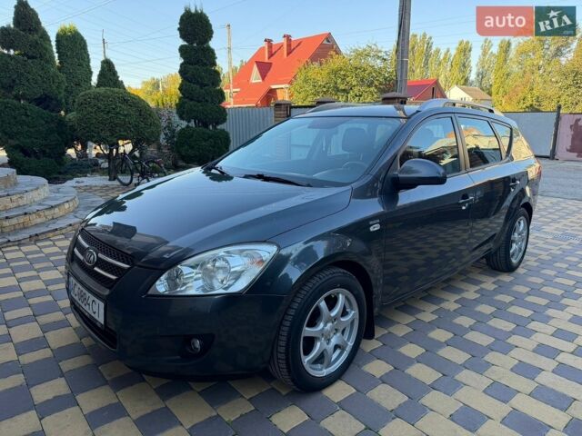 Серый Киа Сид, объемом двигателя 1.6 л и пробегом 234 тыс. км за 5800 $, фото 1 на Automoto.ua