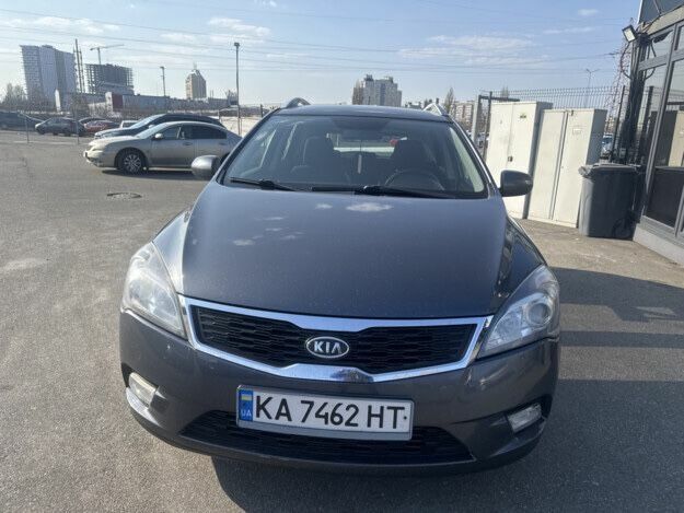 Серый Киа Сид, объемом двигателя 1.6 л и пробегом 189 тыс. км за 6700 $, фото 1 на Automoto.ua