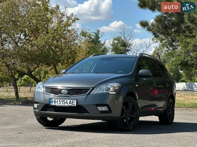 Сірий Кіа Сід, об'ємом двигуна 1.58 л та пробігом 280 тис. км за 6200 $, фото 1 на Automoto.ua