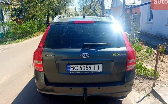 Серый Киа Сид, объемом двигателя 1.6 л и пробегом 320 тыс. км за 6499 $, фото 1 на Automoto.ua