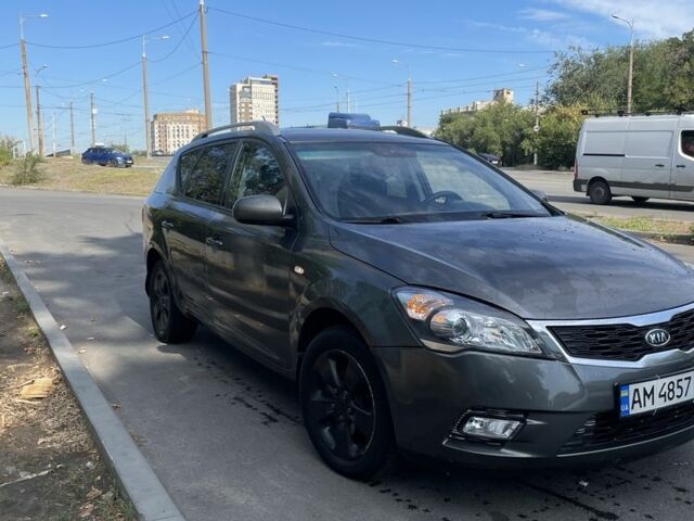 Сірий Кіа Сід, об'ємом двигуна 1.6 л та пробігом 282 тис. км за 6600 $, фото 1 на Automoto.ua