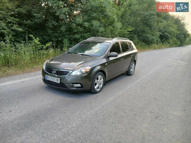 Серый Киа Сид, объемом двигателя 1.6 л и пробегом 244 тыс. км за 4900 $, фото 1 на Automoto.ua