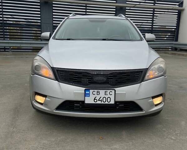 Сірий Кіа Сід, об'ємом двигуна 1.58 л та пробігом 263 тис. км за 5999 $, фото 1 на Automoto.ua