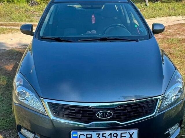 Серый Киа Сид, объемом двигателя 1.6 л и пробегом 205 тыс. км за 8500 $, фото 1 на Automoto.ua