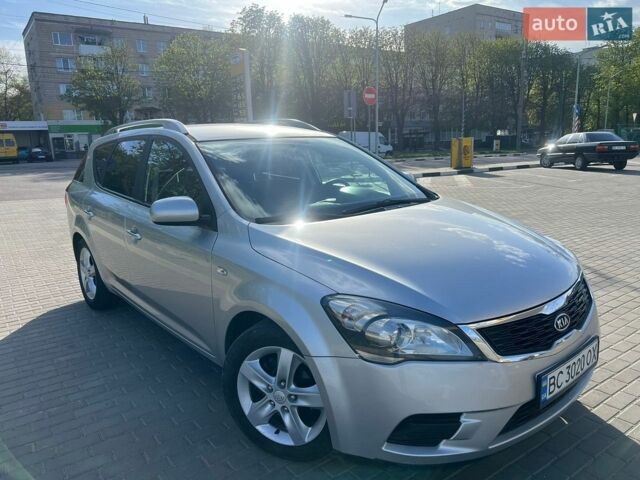 Серый Киа Сид, объемом двигателя 1.4 л и пробегом 195 тыс. км за 5700 $, фото 1 на Automoto.ua
