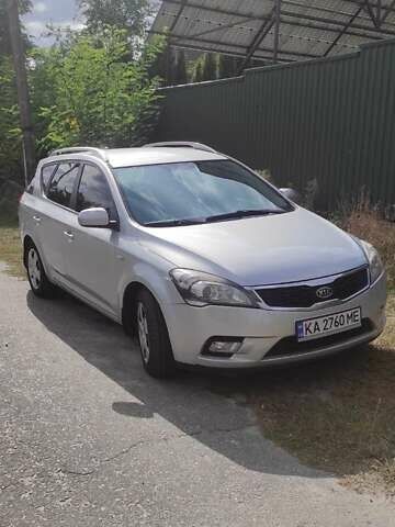 Серый Киа Сид, объемом двигателя 1.6 л и пробегом 254 тыс. км за 6250 $, фото 1 на Automoto.ua