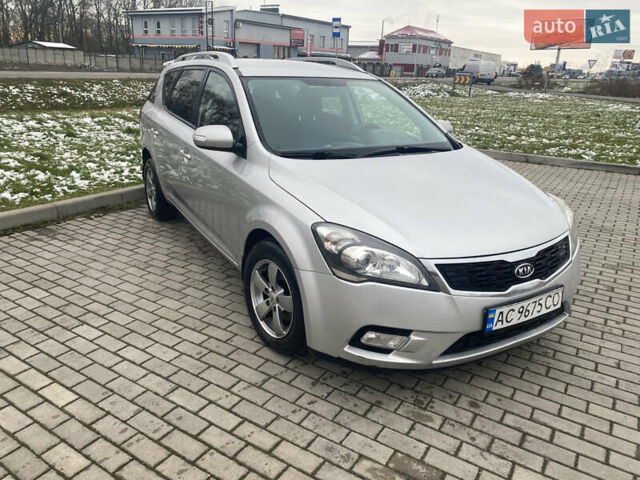 Сірий Кіа Сід, об'ємом двигуна 1.58 л та пробігом 284 тис. км за 5600 $, фото 1 на Automoto.ua