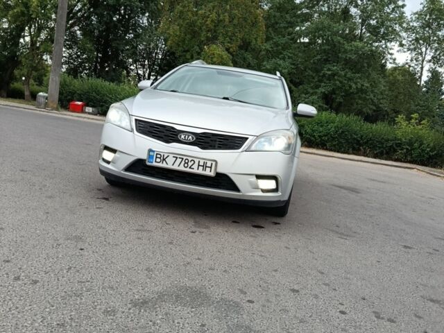 Серый Киа Сид, объемом двигателя 1.6 л и пробегом 282 тыс. км за 6636 $, фото 1 на Automoto.ua