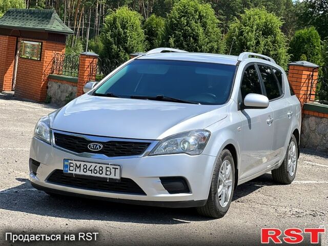 Серый Киа Сид, объемом двигателя 1.4 л и пробегом 234 тыс. км за 6000 $, фото 1 на Automoto.ua