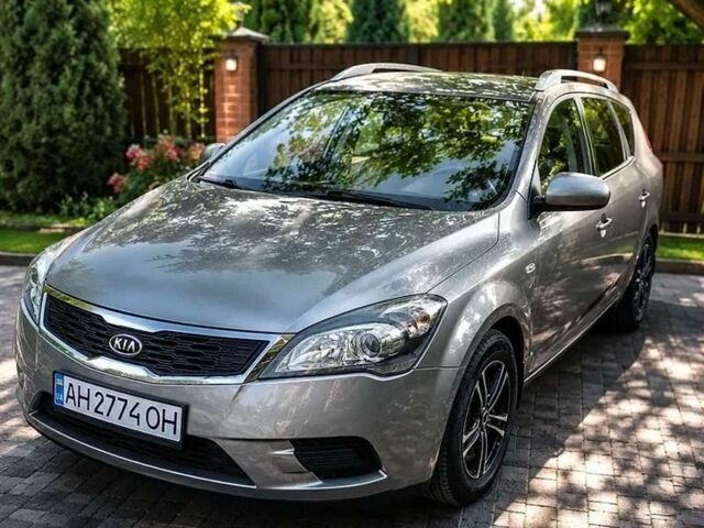 Сірий Кіа Сід, об'ємом двигуна 1.4 л та пробігом 222 тис. км за 6100 $, фото 1 на Automoto.ua