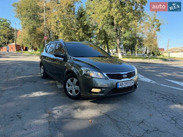 Серый Киа Сид, объемом двигателя 1.59 л и пробегом 210 тыс. км за 6499 $, фото 1 на Automoto.ua