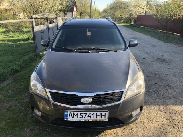 Сірий Кіа Сід, об'ємом двигуна 1.6 л та пробігом 225 тис. км за 6000 $, фото 1 на Automoto.ua