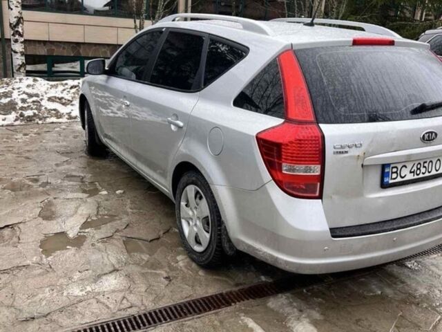 Сірий Кіа Сід, об'ємом двигуна 1.6 л та пробігом 228 тис. км за 6500 $, фото 1 на Automoto.ua