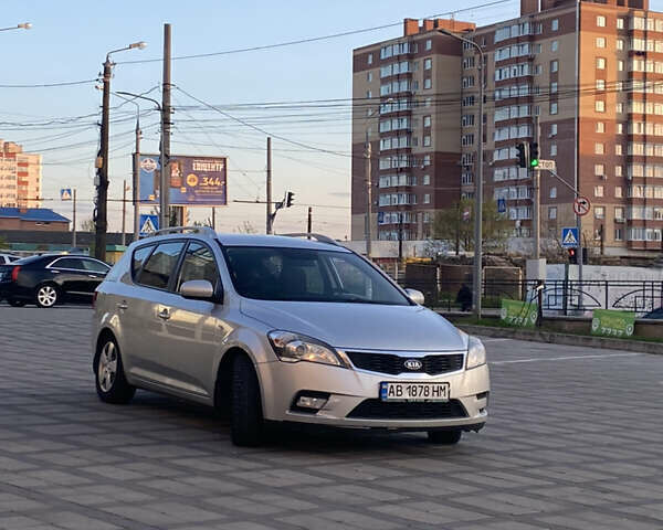 Сірий Кіа Сід, об'ємом двигуна 1.58 л та пробігом 330 тис. км за 6300 $, фото 1 на Automoto.ua