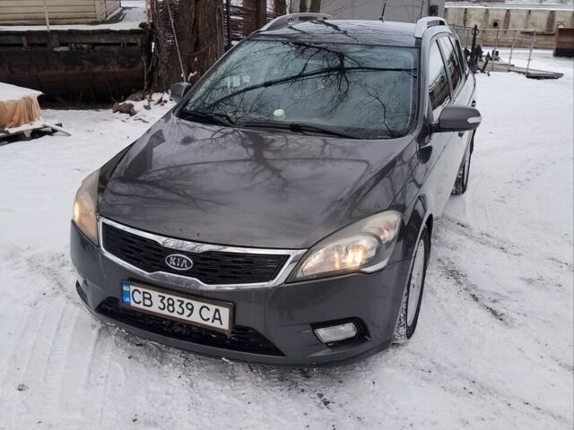 Сірий Кіа Сід, об'ємом двигуна 1.6 л та пробігом 320 тис. км за 5100 $, фото 1 на Automoto.ua