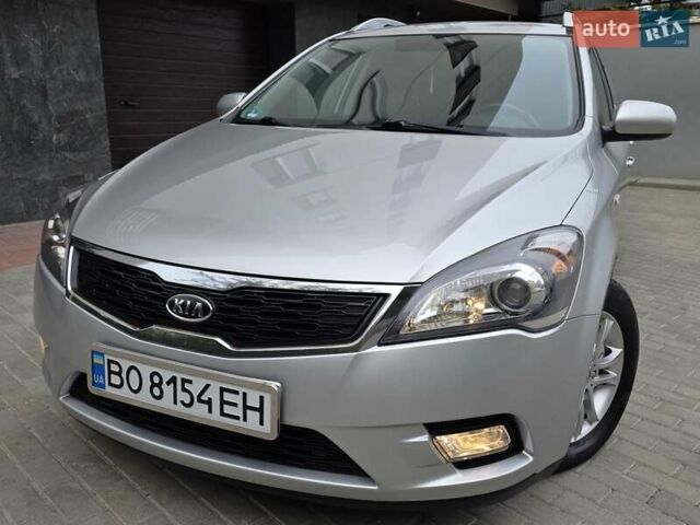 Сірий Кіа Сід, об'ємом двигуна 1.4 л та пробігом 209 тис. км за 5950 $, фото 1 на Automoto.ua