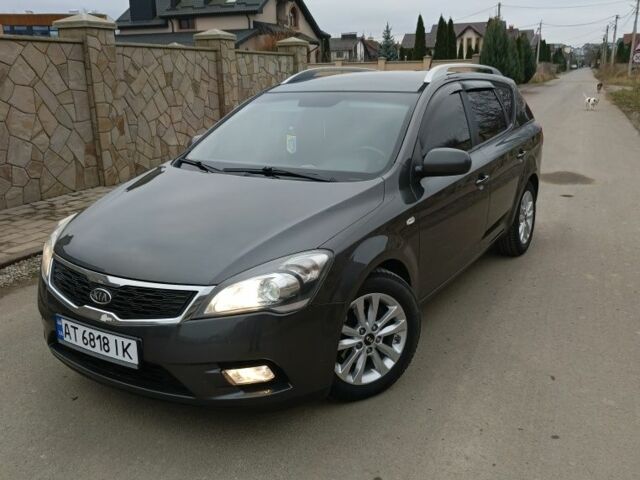 Серый Киа Сид, объемом двигателя 1.6 л и пробегом 268 тыс. км за 6377 $, фото 1 на Automoto.ua