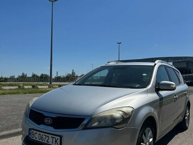 Сірий Кіа Сід, об'ємом двигуна 1.6 л та пробігом 236 тис. км за 5500 $, фото 1 на Automoto.ua