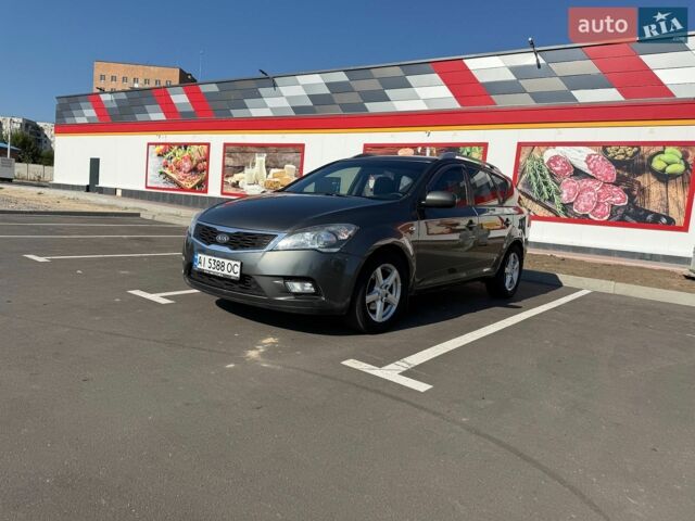 Серый Киа Сид, объемом двигателя 1.6 л и пробегом 182 тыс. км за 7800 $, фото 1 на Automoto.ua