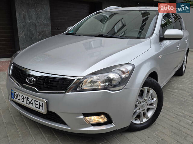 Серый Киа Сид, объемом двигателя 1.4 л и пробегом 209 тыс. км за 6199 $, фото 1 на Automoto.ua