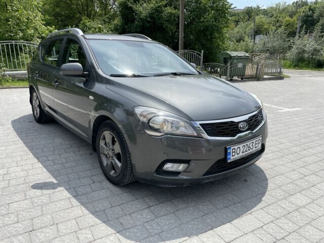 Серый Киа Сид, объемом двигателя 1.6 л и пробегом 257 тыс. км за 6650 $, фото 1 на Automoto.ua