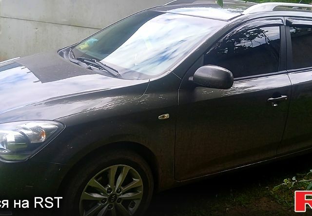 Сірий Кіа Сід, об'ємом двигуна 1.6 л та пробігом 260 тис. км за 7200 $, фото 1 на Automoto.ua