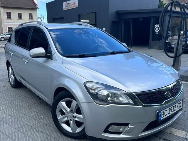 Сірий Кіа Сід, об'ємом двигуна 1.58 л та пробігом 316 тис. км за 6600 $, фото 1 на Automoto.ua
