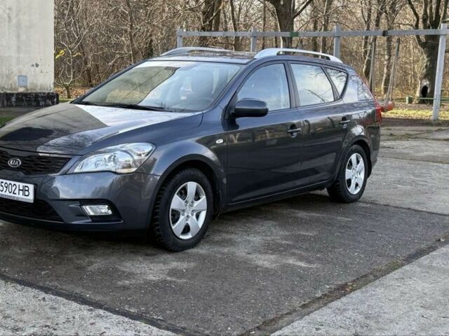Серый Киа Сид, объемом двигателя 1.6 л и пробегом 48 тыс. км за 8300 $, фото 1 на Automoto.ua
