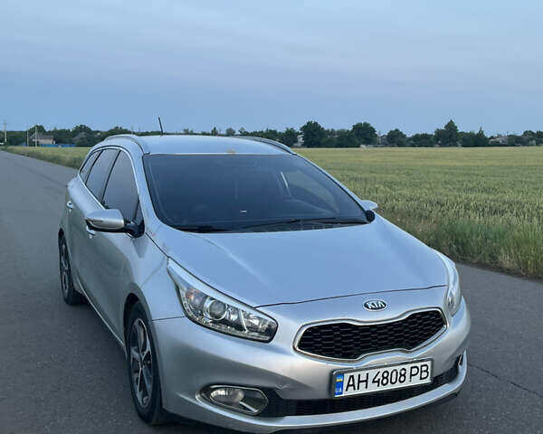 Серый Киа Сид, объемом двигателя 1.6 л и пробегом 260 тыс. км за 8400 $, фото 1 на Automoto.ua
